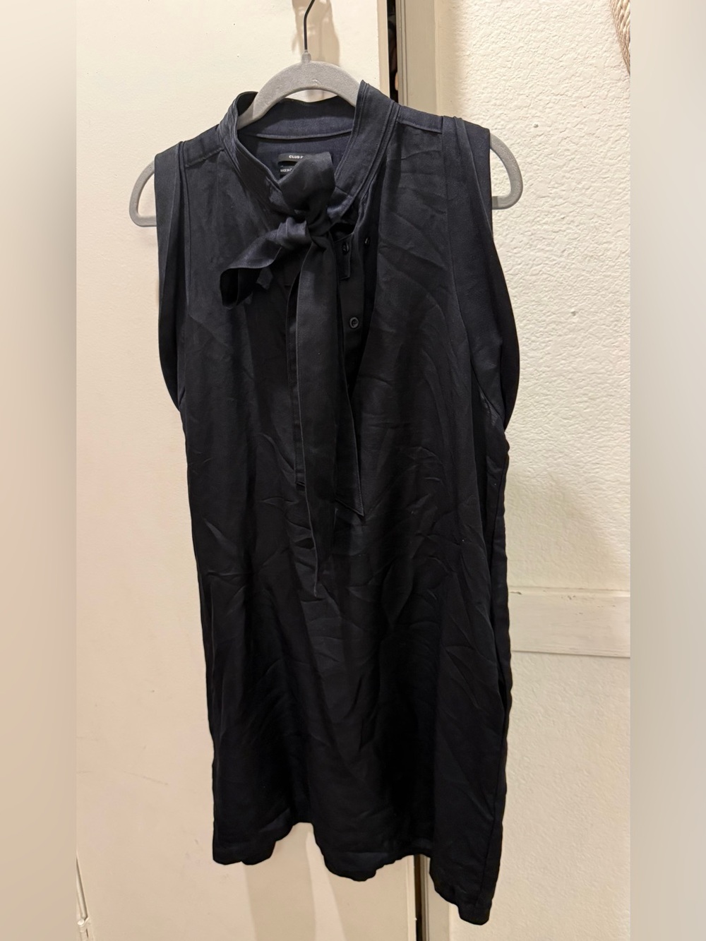 Club Monaco black wool silk blend dress size 12 LBD